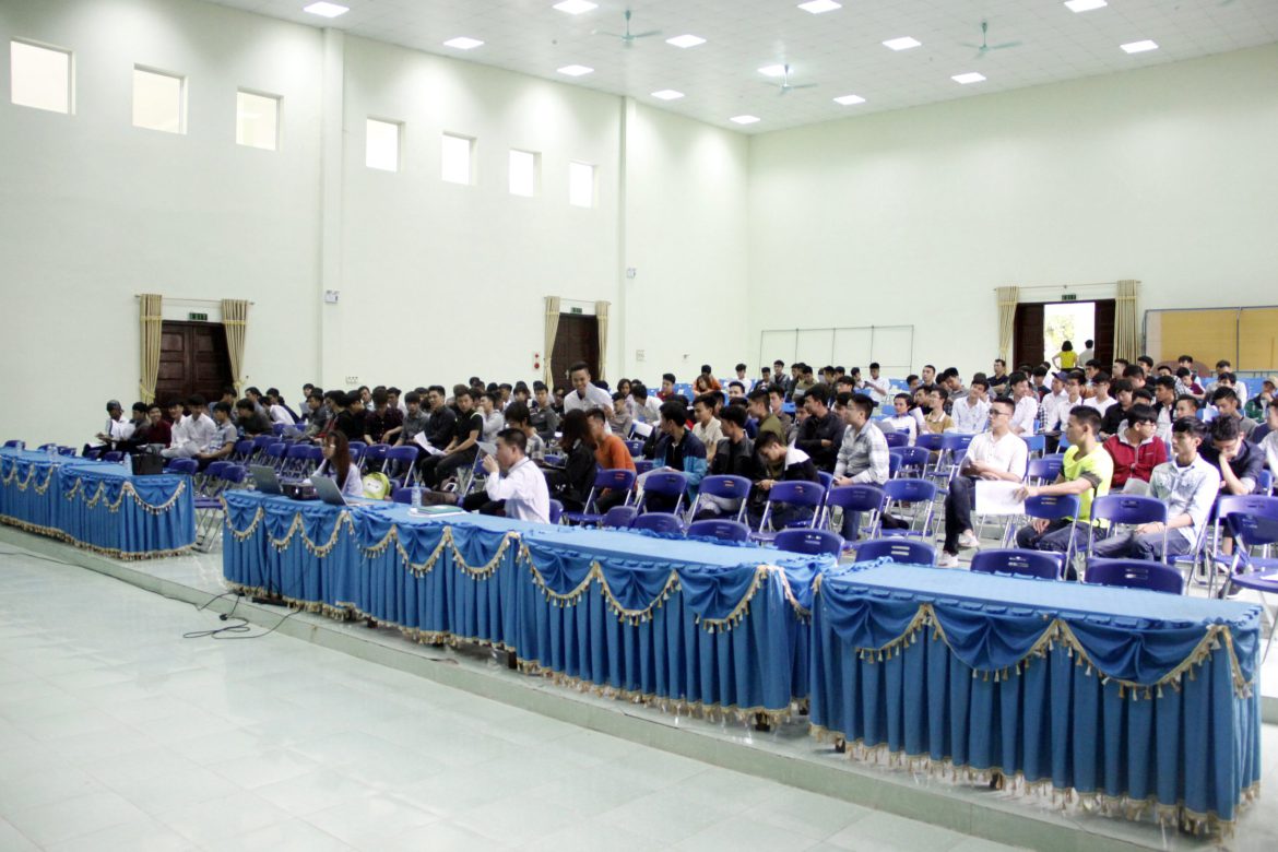 Hội trường tổ chức hội thảo việc làm do Công ty Halo chủ trì