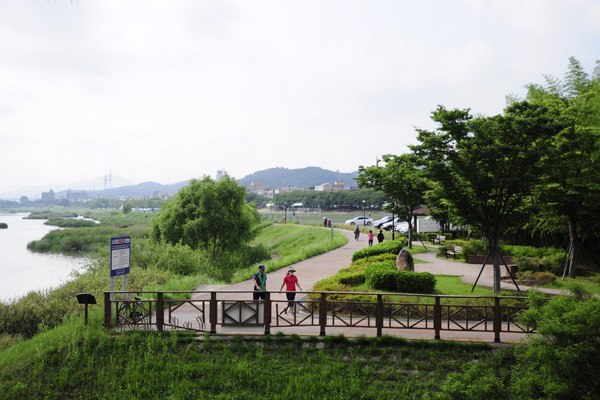 Công viên xanh của thành phố Ulsan Hàn Quốc gần trường đại học Ulsan