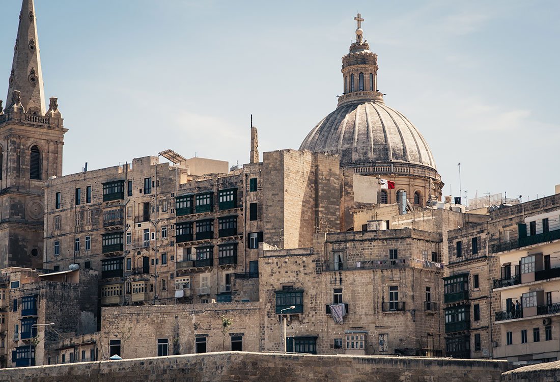 Top 13 Khác Biệt Giữa Thường Trú Malta và Quốc Tịch Malta